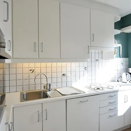 Dante 0103 Beautiful With 2 Bedrooms דירה דה האן